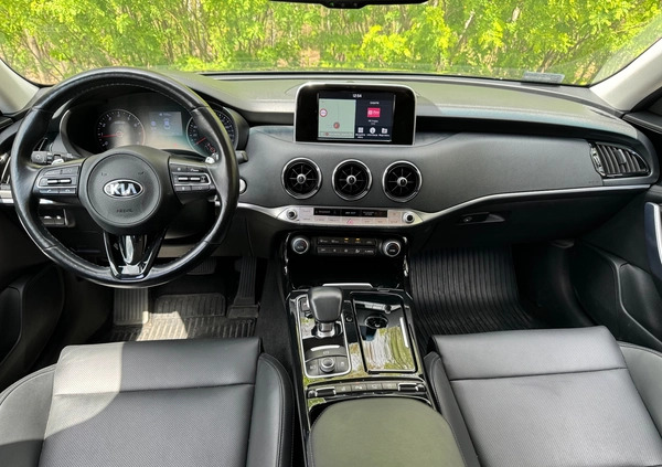 Kia Stinger cena 103000 przebieg: 96132, rok produkcji 2018 z Katowice małe 232